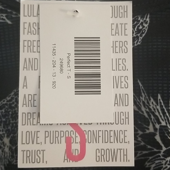 LuLaRoe Perfect T, size small NWT - Picture 3 of 5